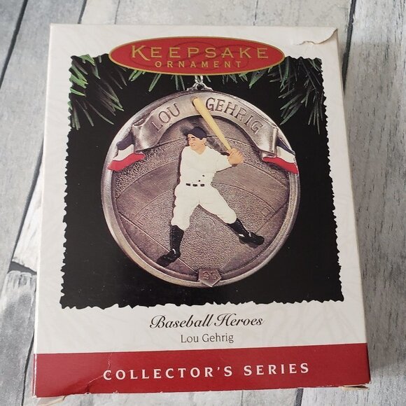 Hallmark Keepsake Ornament - Baseball Hero Lou Gehrig - Picture 1 of 3